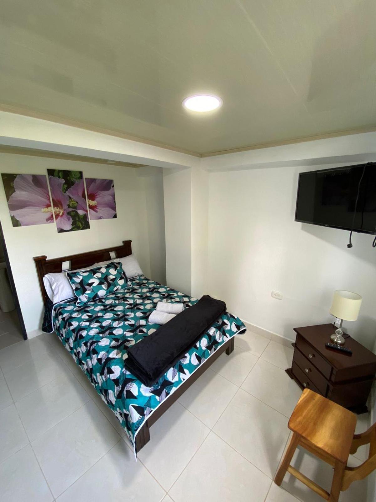 פילנדיה Villa Jair Hotel מראה חיצוני תמונה